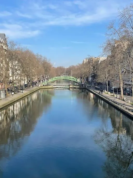 Le Designer - Pres Du Canal Saint-martin - 271b